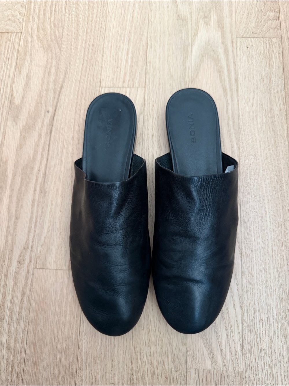 Vince black leather Mules size 9